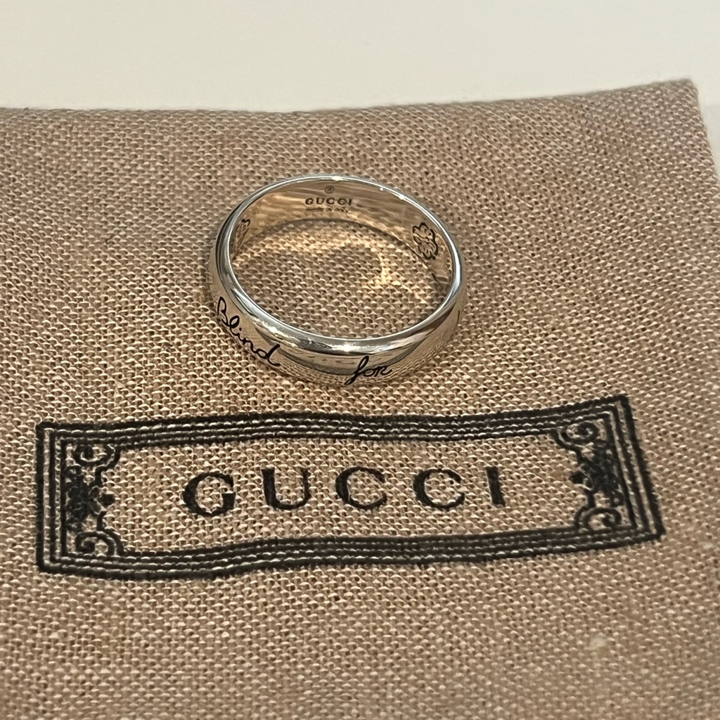 Gucci Silver Blind For Love Ring